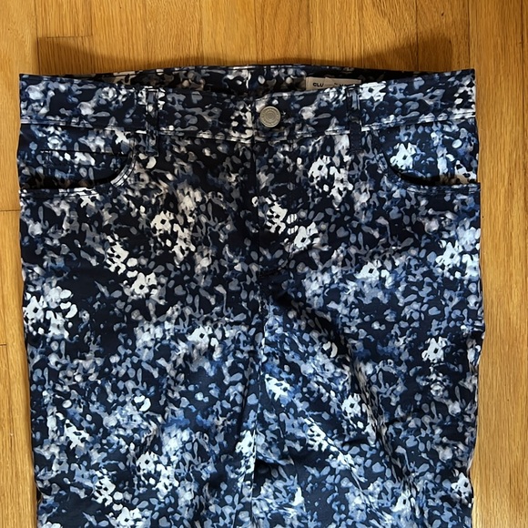 Club Monaco blue /purple/white pattern skinny pants - Picture 4 of 7